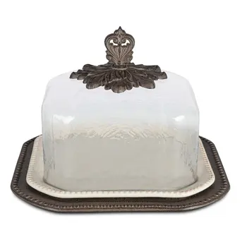 17-дюймовая кондитерская из кремовой керамики со стеклянным куполом и металлическим основанием из листьев аканта